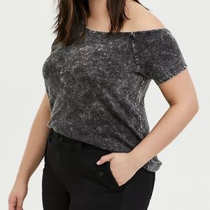 Torrid tee. Sz 1.